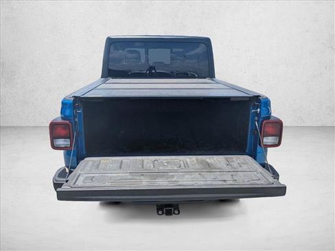 Used 2023 Jeep Gladiator Sport AWD/4WD image 7