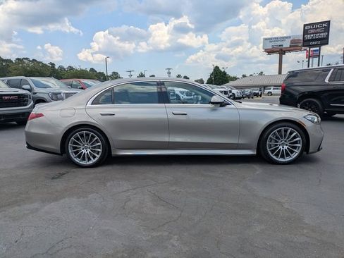 Used 2023 Mercedes-Benz S 500 4MATIC image 4