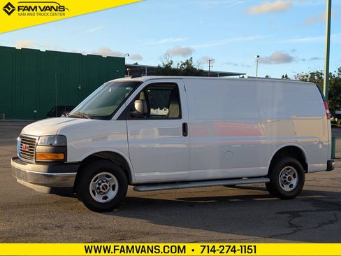 Used 2024 GMC Savana 2500 Cargo Van w/ Driver Convenience Package image 3