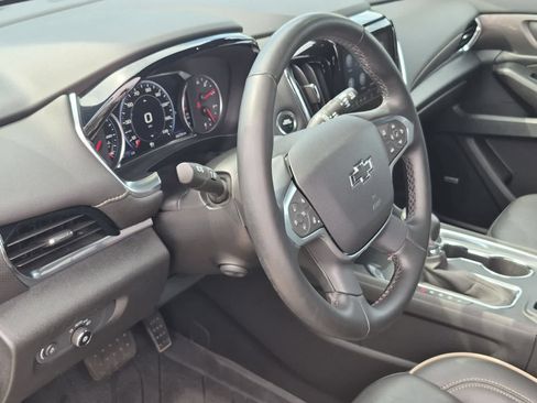 Used 2023 Chevrolet Traverse Premier w/ Redline Edition AWD/4WD image 10