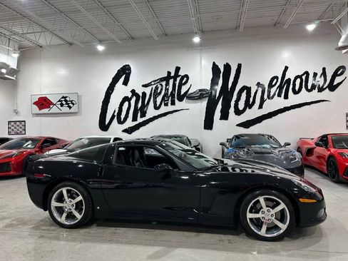 Used 2008 Chevrolet Corvette Coupe w/ Preferred Equipment Group RWD image 10