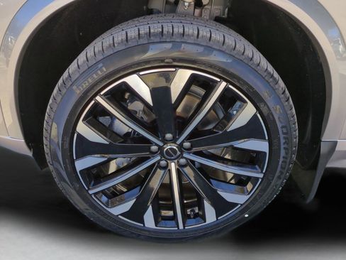 New 2026 Volvo XC90 B6 Plus image 27