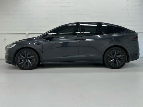Used 2026 Tesla Model X AWD/4WD image 3