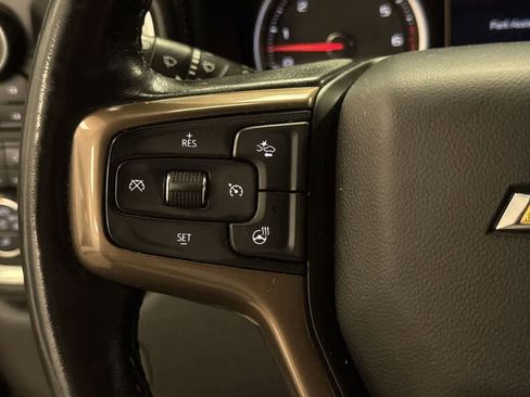 Used 2022 Chevrolet Silverado 1500 High Country w/ Safety Package II AWD/4WD image 33