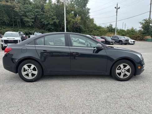 Used 2015 Chevrolet Cruze LT image 7