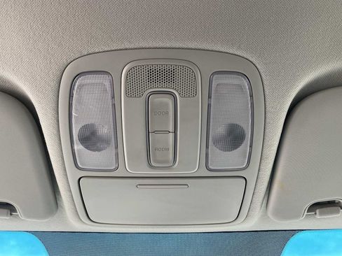 Used 2016 Kia Soul + image 29