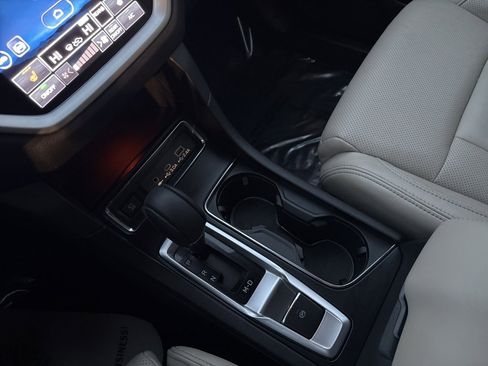 Certified 2023 Subaru Ascent Limited w/ Technology Package image 19