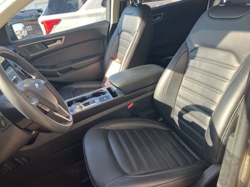 Used 2024 Ford Edge SEL w/ Convenience Package AWD/4WD image 8