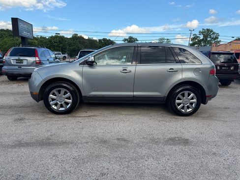 Used 2007 Lincoln MKX 2WD image 2