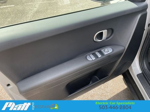 Used 2024 Hyundai Ioniq 5 SEL image 19