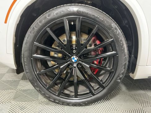 Certified 2023 BMW X5 M50i w/ Executive Package image 31
