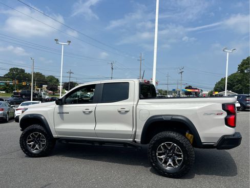 Certified 2026 Chevrolet Colorado ZR2 w/ Technology Package AWD/4WD image 7