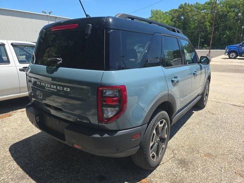 Used 2023 Ford Bronco Sport Outer Banks w/ Tech Package AWD/4WD image 4