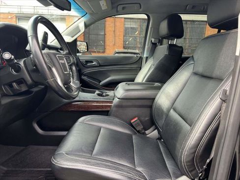 Used 2019 GMC Yukon SLE w/ SLE Value Package image 18