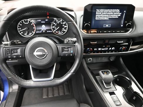 Used 2023 Nissan Rogue SL w/ SL Premium Package image 22