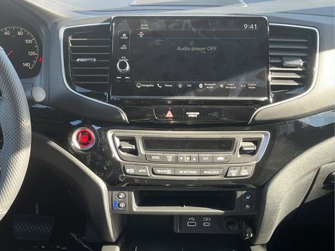 New 2026 Honda Ridgeline Black Edition image 16