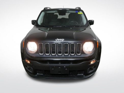 Used 2016 Jeep Renegade Latitude AWD/4WD image 10