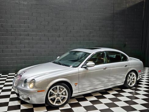 Used 2005 Jaguar S-TYPE R image 83