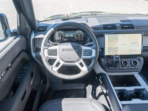 New 2026 Land Rover Defender 110 X-Dynamic SE AWD/4WD image 12