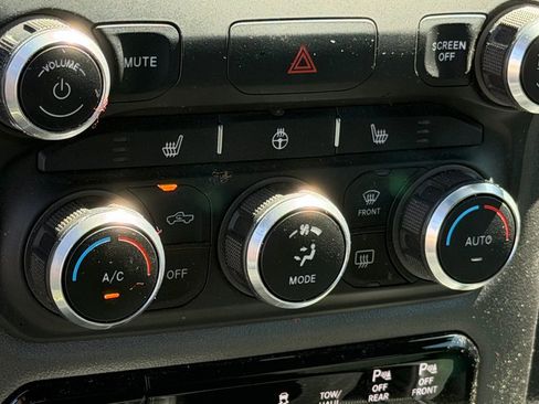 Used 2019 RAM 1500 Big Horn image 27