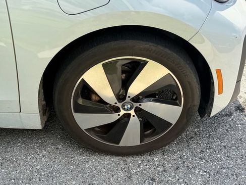 Used 2018 BMW i3 w/ Range Extender RWD image 11