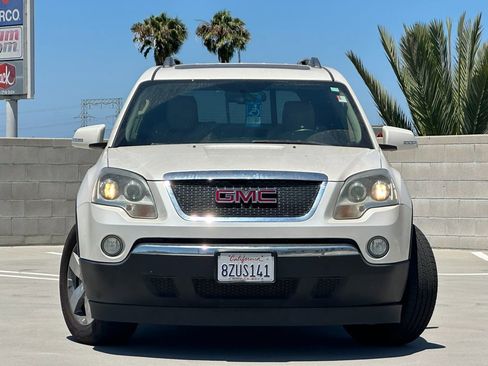Used 2011 GMC Acadia SLT image 2