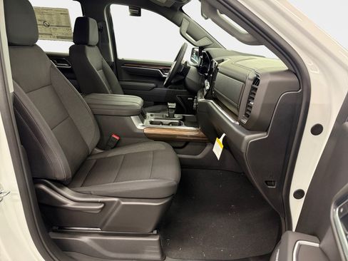 New 2026 Chevrolet Silverado 1500 RST AWD/4WD image 12