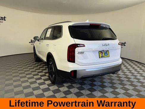Used 2025 Kia Telluride S image 9