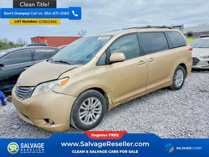 Used 2013 Toyota Sienna XLE w/ Premium Pkg