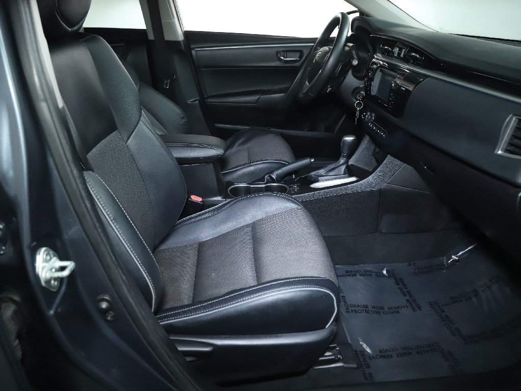 Used 2016 Toyota Corolla S FWD image 32