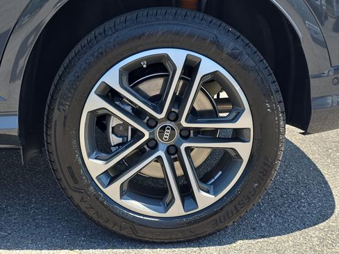 New 2026 Audi Q5 Premium image 33