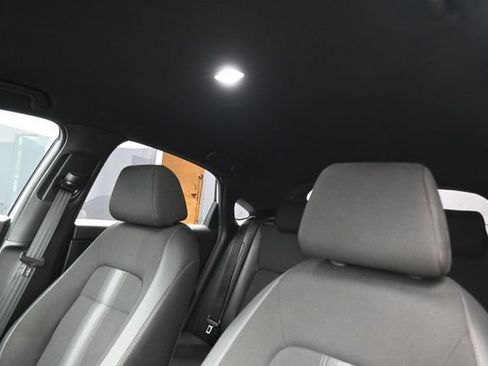 Used 2024 Honda Civic Sport image 2