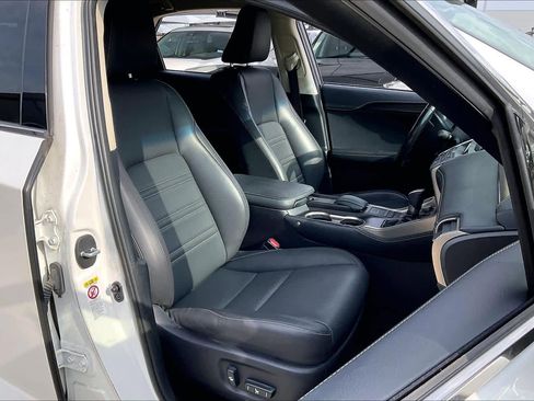 Used 2017 Lexus NX 200t FWD image 7