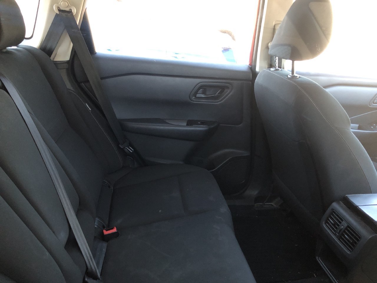 Used 2024 Nissan Rogue S FWD image 7