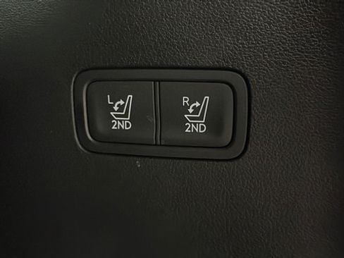 Used 2025 Hyundai Santa Fe Calligraphy AWD/4WD image 30
