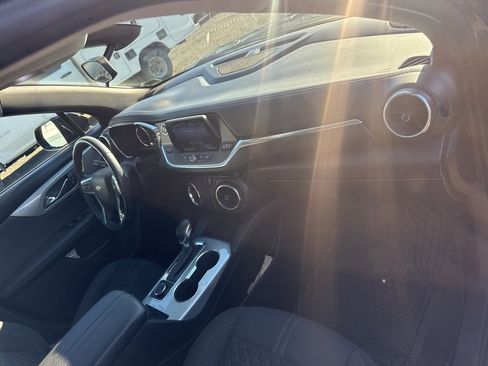 Used 2019 Chevrolet Blazer L image 12