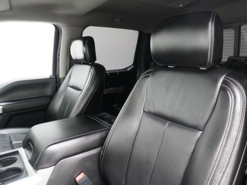 Used 2021 Ford F250 Lariat w/ Tremor Off-Road Package AWD/4WD image 11