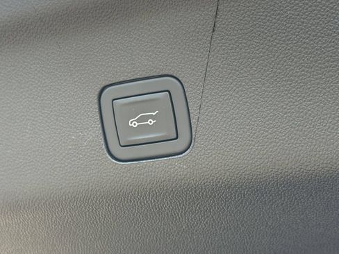 Used 2026 GMC Yukon AT4 Ultimate AWD/4WD image 51