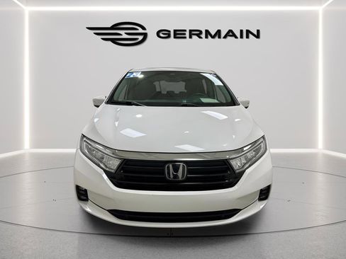Used 2023 Honda Odyssey Touring image 3