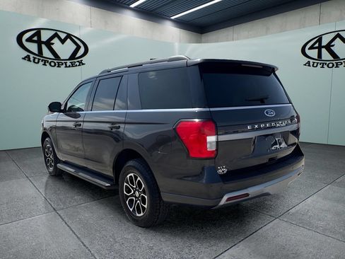 Used 2024 Ford Expedition XLT RWD image 5