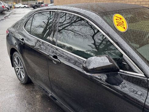 Used 2024 Toyota Camry XLE w/ Cold Weather Package image 6