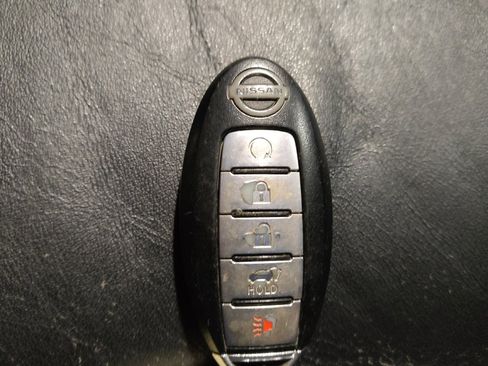 Used 2017 Nissan Armada Platinum w/ Captain Seat Package image 32