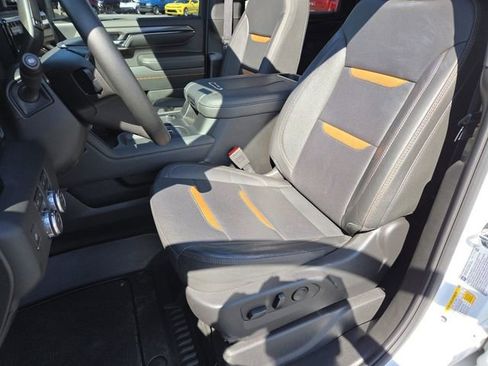 Used 2024 GMC Sierra 2500 AT4 w/ Technology Package image 36