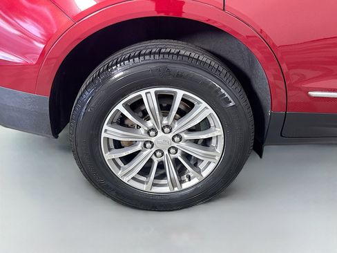 Used 2019 Cadillac XT5 Luxury FWD image 32