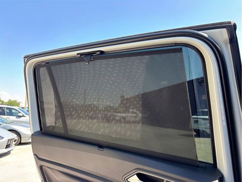 Used 2018 Volkswagen Atlas SE AWD/4WD image 35