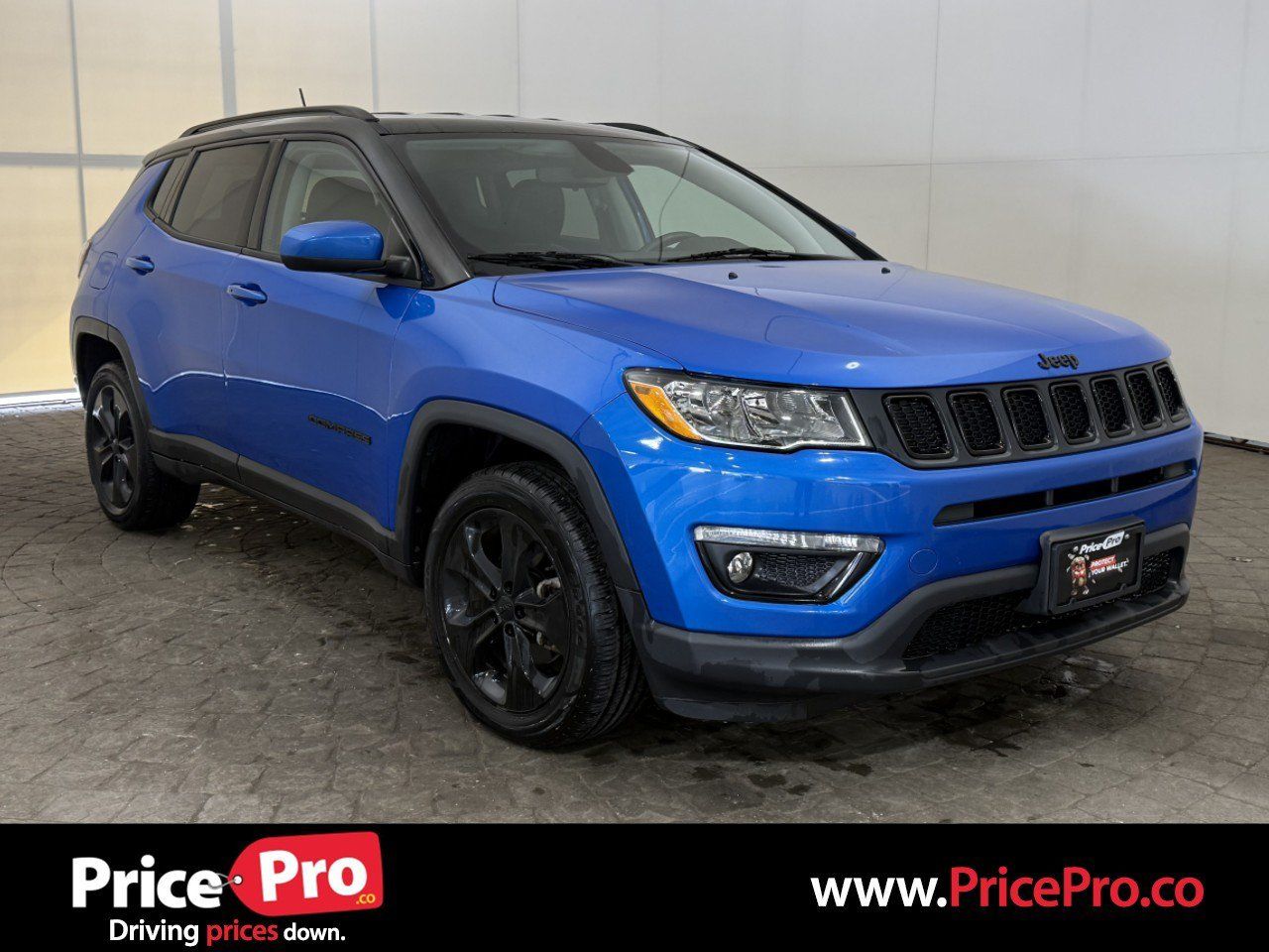 Used 2019 Jeep Compass Latitude AWD/4WD image 1