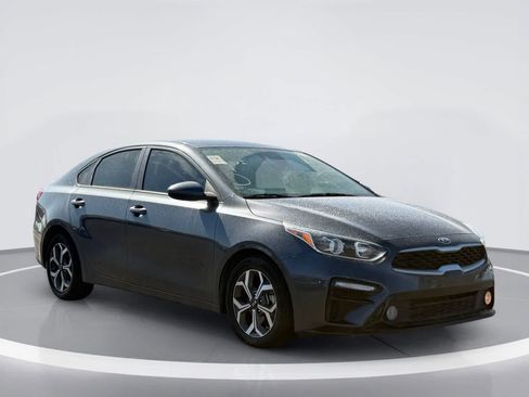 Used 2021 Kia Forte LXS FWD image 6