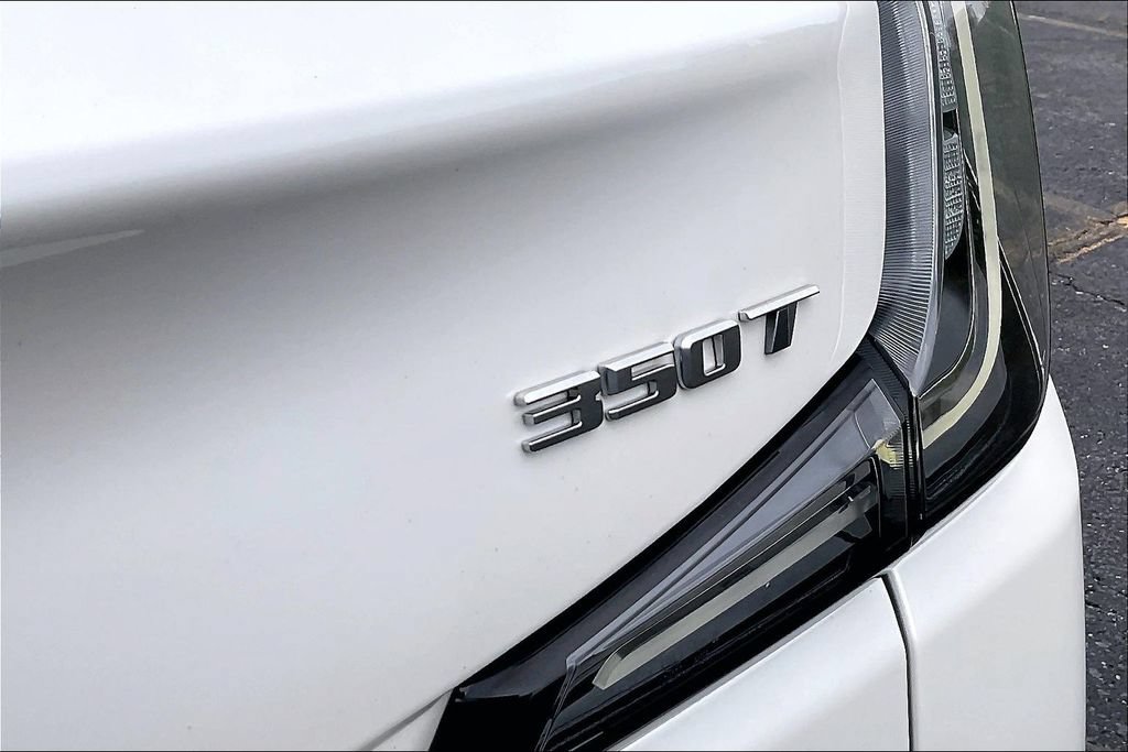 Used 2022 Cadillac XT4 Sport w/ Sun And Sound Package AWD/4WD image 27