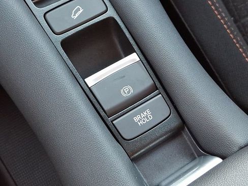 Certified 2024 Honda HR-V Sport image 26