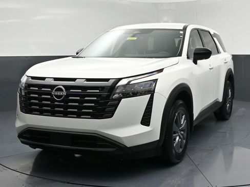 New 2026 Nissan Pathfinder S AWD/4WD image 3